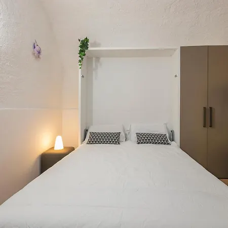 I Host - Volta Apartment Lierna