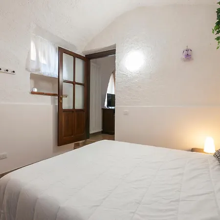 Apartment I Host - Volta